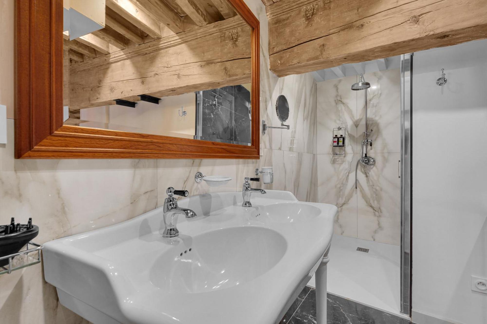 Les Relais Du Capitole - Appartements D'Hotes ตูลูส ภายนอก รูปภาพ